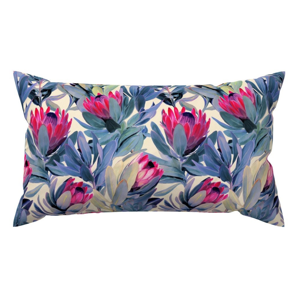 Florales Akzentkissen Gemalte Protea Floral by micklyn | Etsy