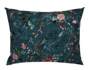 The Pillow Collection Kalonice Floral Bedding Sham Metal Queen/20 x 30 