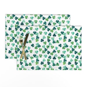St. Patrick&#39;s Day Placemats (Set of 2) - Watercolor Shamrocks by littlearrowdesign - Clover Shamrock Luck  Cloth Placemats by Spoonflower