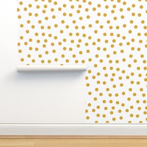 Senfgelbe Tapete ohne Kleister - Polka Dot Scatter Mustard by littlepfeildesign - Polka Dots Tapete für Doppelrolle von Spoonflower