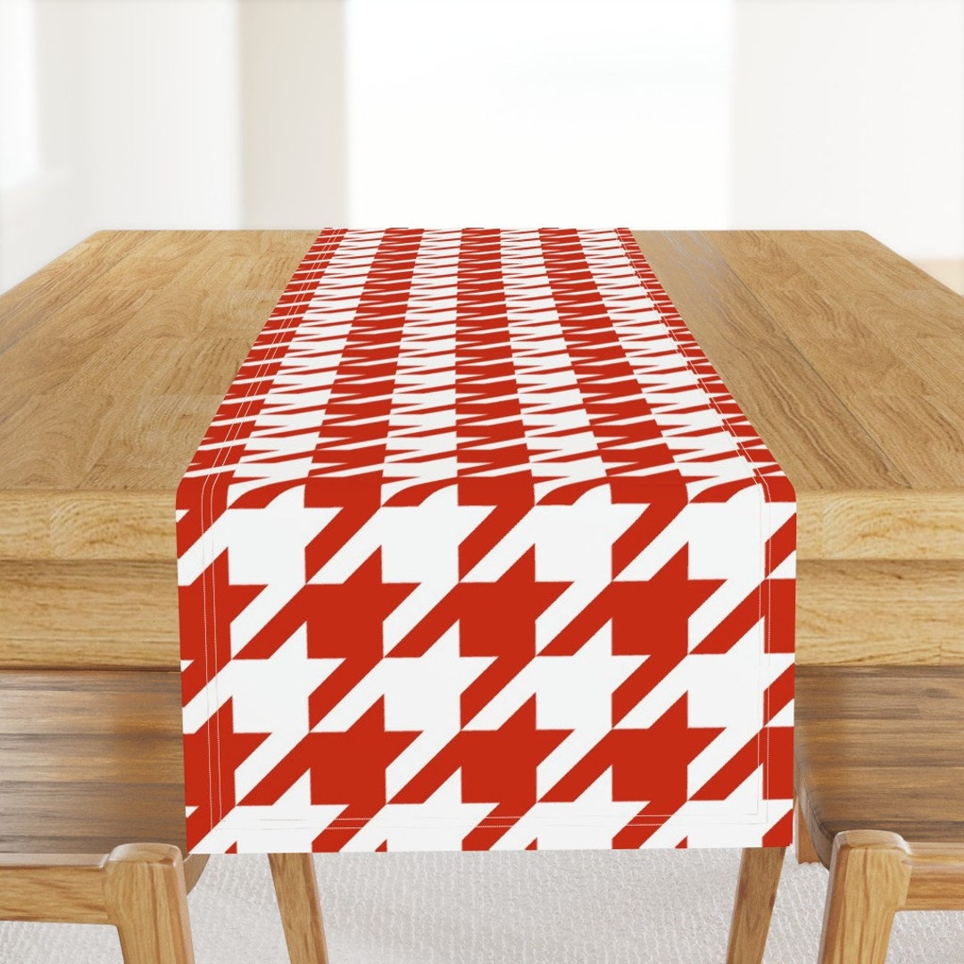 Classic Table Runner Houndstooth Check Red & White by - Etsy