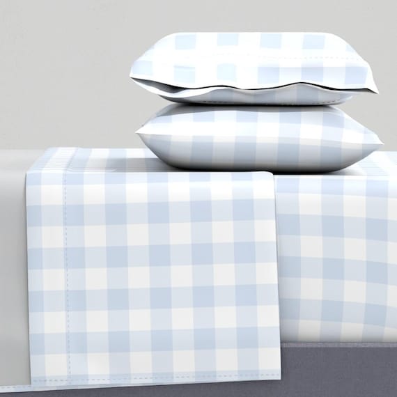 Hellblau karierte Bettwäsche - blau kariert von dept_6 - Buffalo Check Pastell Blau Baby Blau Weiß Baumwollsatin Bettwäsche Set Bettwäsche von Spoonflower