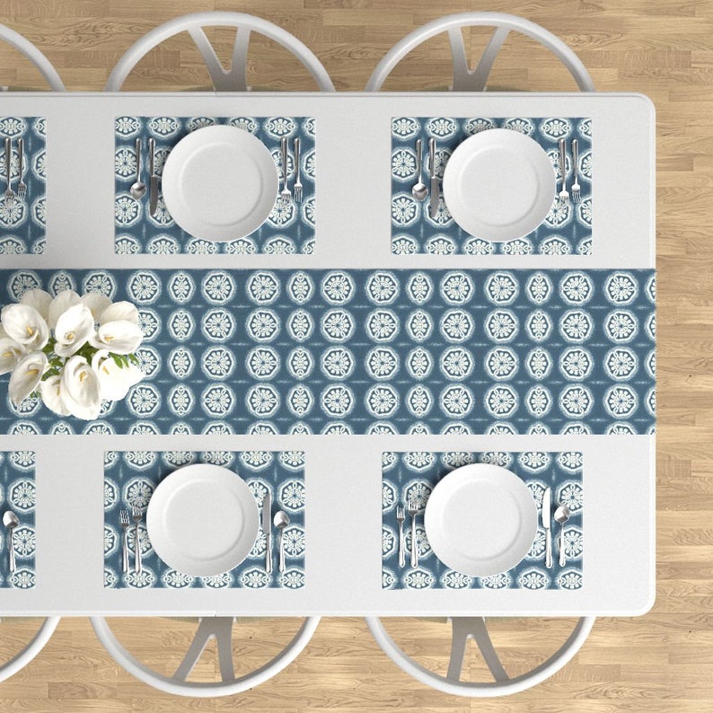 - Japonaise 5 by hypersphere Set of 4 Oriental Abstract Geo Asian Indigo Traditional Cloth Placemats by Spoonflower Japanese Placemats