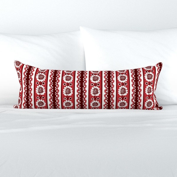 Coussin lombaire XL à rayures florales rouges - Gidget Stripe Red par whitneyenglish - Très grand coussin lombaire rectangulaire d'art populaire par Spoonflower