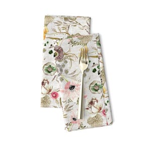 ボヘミアンフローラルディナーナプキン2枚セット - 気まぐれなガーデンボタニカルフラワー保育園布ナプキン - アトランティスフローラルゴールデン by nouveau_bohemian