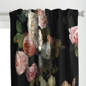 Sfeervol bloemengordijnpaneel - grote bloemen van willowlanetextiles - grootschalig bloemen dramatische rozen aangepast gordijnpaneel van Spoonflower