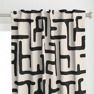 マッドクロスカーテンパネル - ニュートラルな素朴なファームハウスクリームモダン幾何学模様カスタムカーテンパネル - クバダークグリーン by domesticate -
