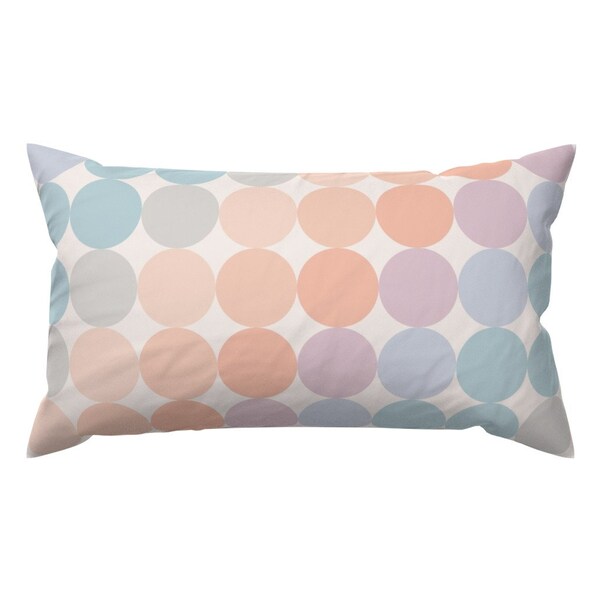 Coussin décoratif à pois - Sea Breeze Dot par circa78designs - Coussin lombaire rectangulaire pastel arc-en-ciel à gros pois par Spoonflower