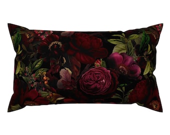 Vintage botanisches Akzent-Kissen - launische Blumenmotive von utart - dunkle Chintz-gotische viktorianische rechteckige lumbale Dekokissen von Spoonflower