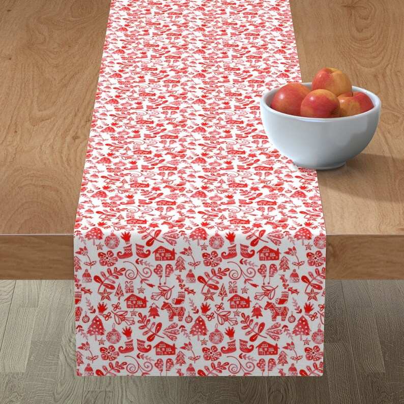 Red and White Table Runner Red Christmas by Emerysmithstudio Etsy