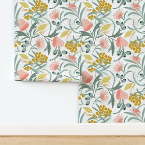 Bloemenbehang (niet zelfklevend) Bloemenbehang Natuurbehang Lente - Flora Australis - Groot formaat van heatherdutton Behang van Spoonflower