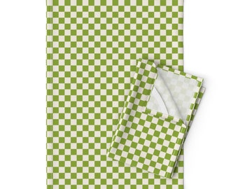 Green Summer Checkerboard Geschirrtücher (2er-Set) - Green Summer Checks von jasmin_blooms_designs - Woodland Linen Cotton Geschirrtücher von Spoonflower