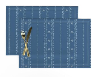 Küsten Tischsets 2er Set - Nautische Strand Haus Sommer Punkte Minimal Ozean Stoff Tischsets - Seestern Streifen Ozean von booboo_collective