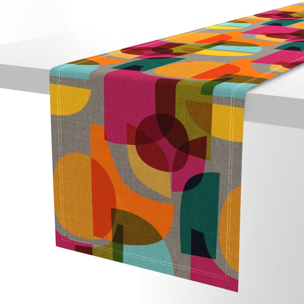 cebiliamok Kaleidoskop Midcentury Tischläufer von geometrischer abstrakter von Heller Spoonflower Retro Modern Baumwollsatin Tischläufer