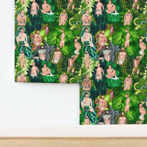 Carta da parati non incollata per piante d'appartamento - Plant Daddies di robskiart - Carta da parati verde Jungle Lgbtq Daddy Gay Homo Hunk Double Roll di Spoonflower