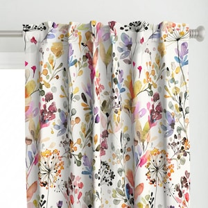 Panel de cortina con acuarela - Hierbas silvestres grandes de ninola-design - Panel de cortina personalizado con estilo pictórico de campo botánico y prado de Spoonflower