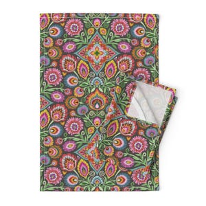 Wycinanki Tea Towels (Set of 2) - Wycinanki Garden by groovity - Folk Art Flowers Polish Folk Art Linen Cotton Tea Towels by Spoonflower