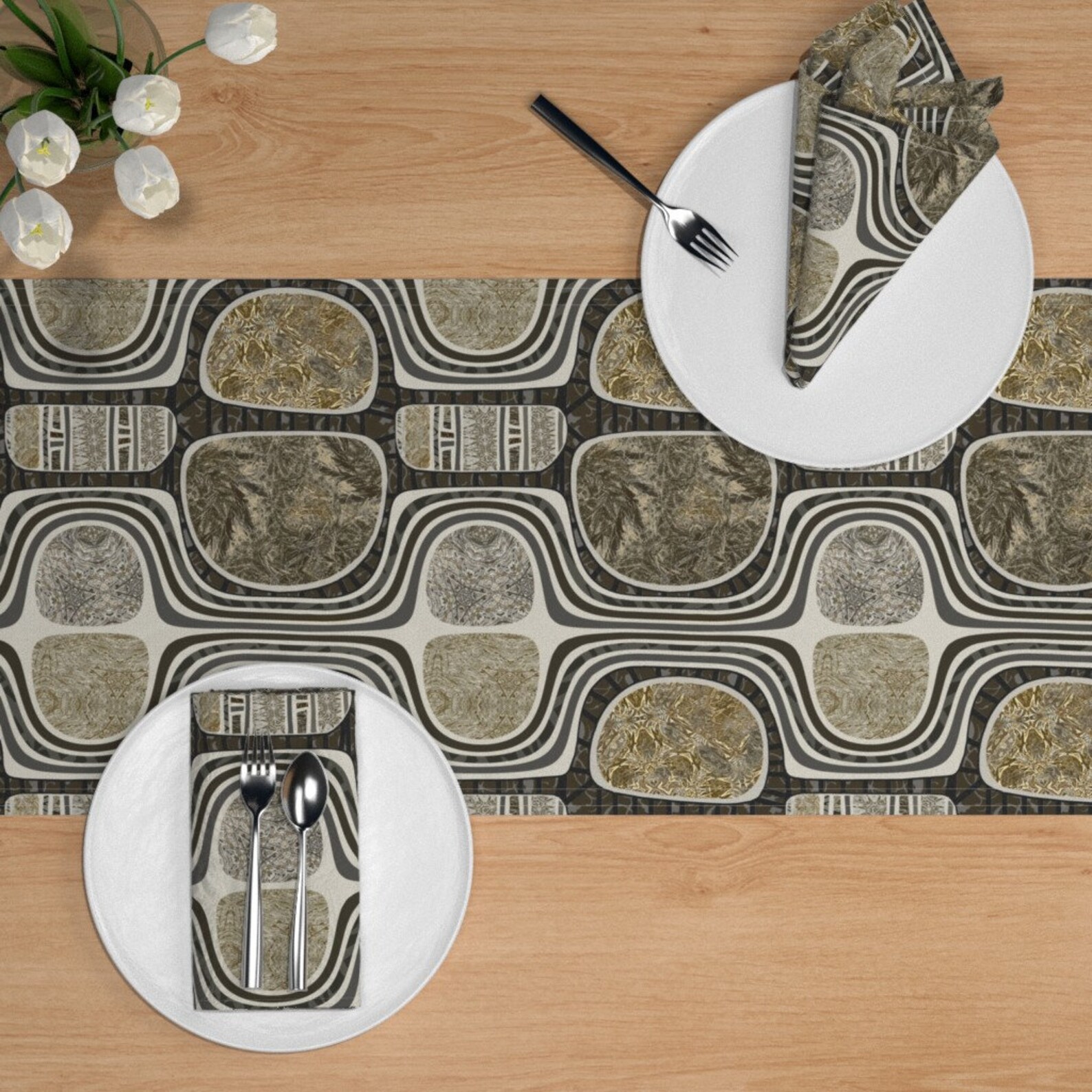 Mod Table Runner Spanish Tile Brown by wren_leyland Retro Etsy