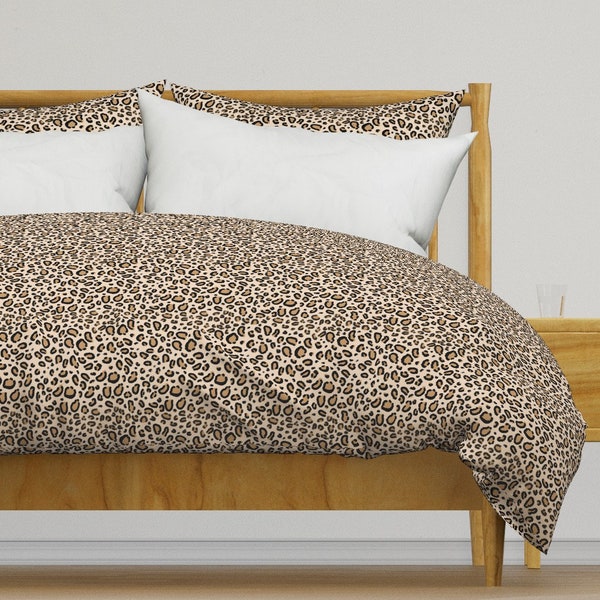 Bettwäsche mit Leopardenmuster von charlottewinter - Leopard Jungle Luxe Decor Baumwollsatin Bettbezug ODER Kissenbezüge von Spoonflower