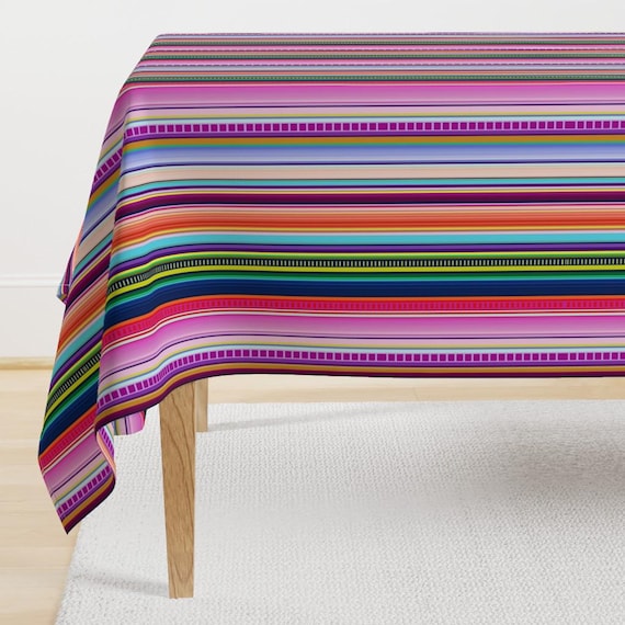 Bunte Streifen Tischdecke - Serape klein von theartwerks - Serape Inspiriert Mexikanische Regenbogen Baumwollsatin Tischdecke by Spoonflower