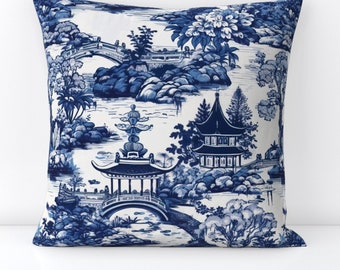 Almofada decorativa quadrada estilo Chinoiserie - Pagode, arte asiática, casa de chá, pássaros e flores - Chinoiserie Toile da creativsupply