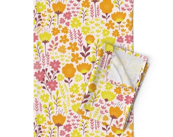Flower Meadow Tea Towels (Set of 2) - Warm Summer by priraj_designs - Botanical Toss Yellow Flowers Linen Cotton Tea Towels by Spoonflower