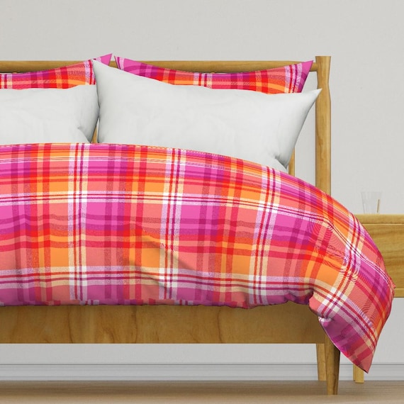Pink Orange karierte Bettwäsche - vollfarbige Streifen LGBTQ Baumwolle Sateen Bettbezug oder Kissenbezüge von Spoonflower