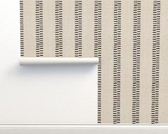 ボヘミアンストライプの糊なし壁紙、ファームハウス風のサンドタンストライプ - holli_zollingerによるUbuストライプ、Spoonflowerの壁紙ダブルロール
