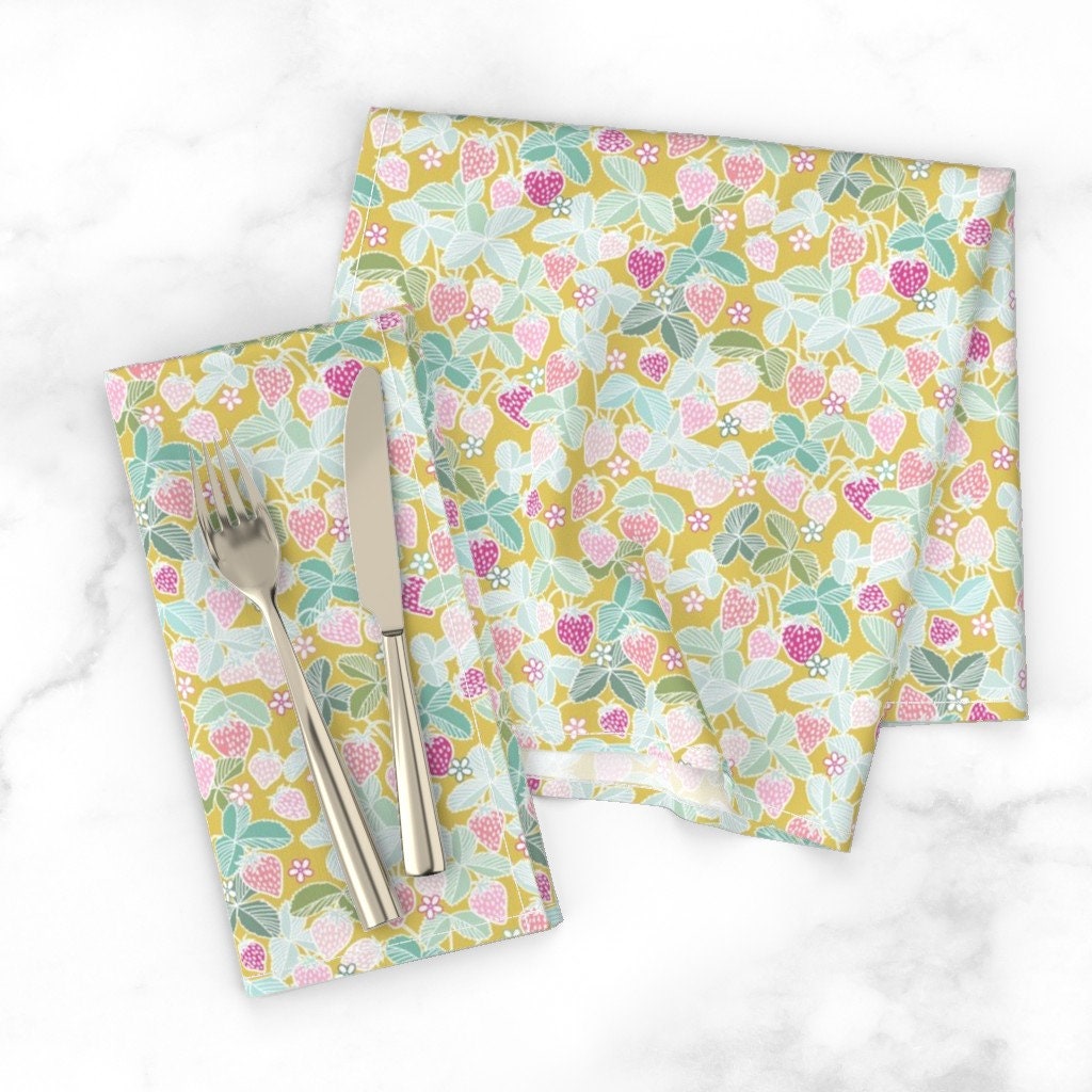 Discover Cottage Strawberries Napkins - Sun Kissed Strawberries Napkins