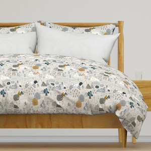 Roupa de cama Woodland Forest - Max's Map Grey por nouveau_bohemian - Capa de edredom de cetim de algodão Woods Wilderness OU fronhas por Spoonflower