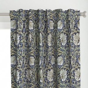 William Morris Panel - Pimpernel by salvagescapes - Floral Grün Blau Jugendstil Viktorianische Panele von Spoonflower