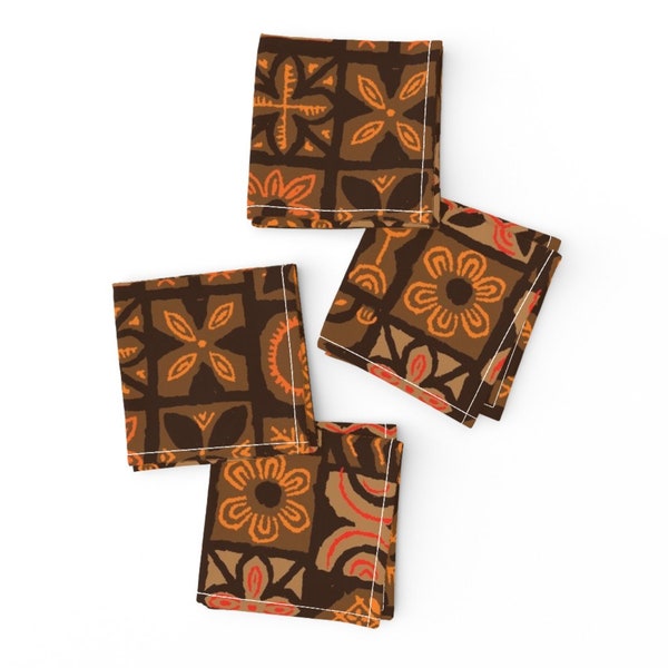 Serviettes cocktail Tiki rétro (Lot de 4) - Tapa orange et marron par muhlenkott - Serviettes en tissu vintage hawaïennes Mid-Century par Spoonflower