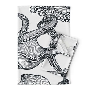 Octopus Tea Towels (Set of 2) - Cephalopod by patricia_braune - Marine Sea Creatures Sea Life Octopi Linen Cotton Tea Towels by Spoonflower