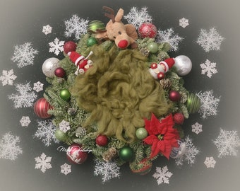 PSD & JPG Christmas Wreath and Snowflake, digital background, digital backdrop