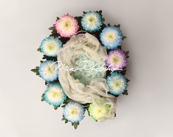 PSD & JPG Flower nest with green wool and towel, digital background, newborn digital backdrop