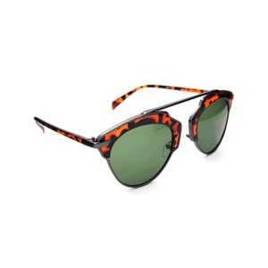 Women Fashion Sunglasses | Brown Tortoise Round Frame | Vintage Style | Green Lens Shades | Gafas de Sol Trendy Anteojos