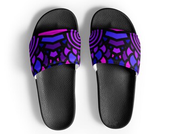 Women's slides with unique and eye catching design by Honduran artist Arlen Avila