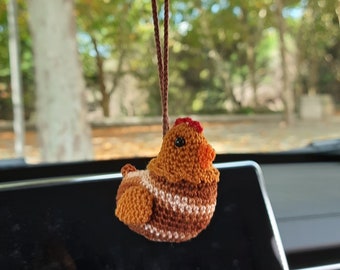 Crochet hanging chicken small car charm, rear view mirror, keychain accessory Chicken lovers handmade farmer gift idea Handcrafted