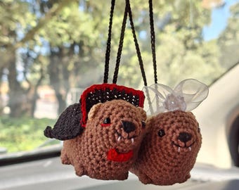 Crochet Vampire Dracula Wedding Hyrax Car Charm, Spooky Bride and Groom Halloween Car Mirror Hanging Decor, Cute Keychain Bag Pendant