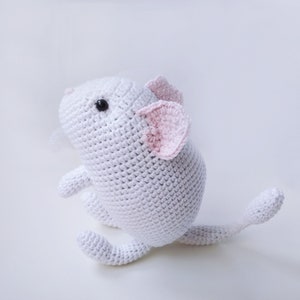 Crochet degu interior doll Pet memorial Loss of pet lover Degu owner gift for rodent lovers plush Pet sympathy gift White