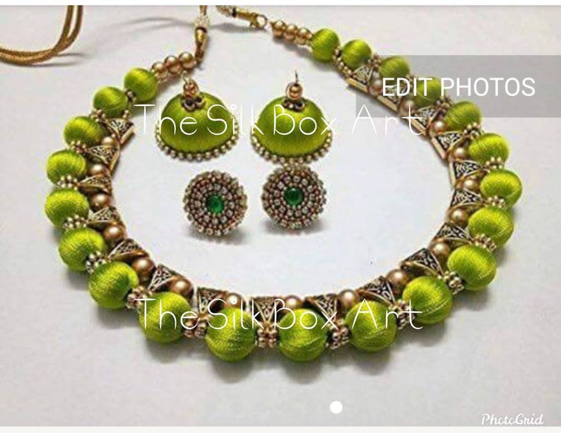 Zijden draad sieraden set met Jhumkas rood/groen/gouden/parrote groen/wit-handgemaakte Indiase sieraden afbeelding 2