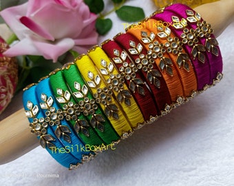 Braccialetti in filo di seta / Gioielli indiani, regali Pooja (set di 2)
