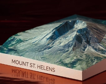 Mount St. Helens Papercraft Mountain