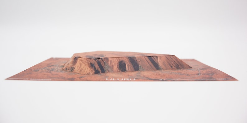 Australia's Uluru Easy Papercraft Mountain image 2