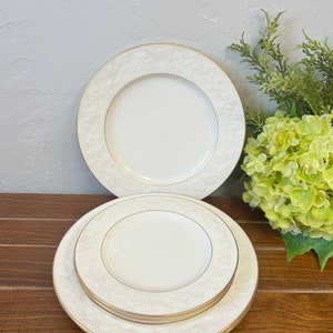 Discontinued Noritake Halls of Ivy Gold Salad and Bread Plates - CHOICE