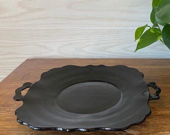 Piatto quadrato per torta antico LE Smith in ametista nera
