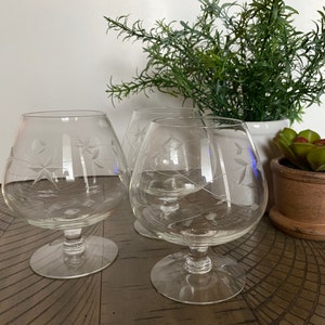 SALE!! MCM Atomic Starburst Brandy Snifters