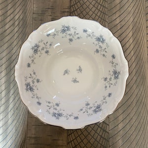 Johann Haviland Blue Garland Bowls / Gravy Boat