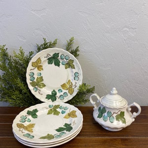 Vintage Metlox Vernon Ware Vineyard Pattern Set of 4 Salad Plates and 1 Footed Sugar Bowl with Lid