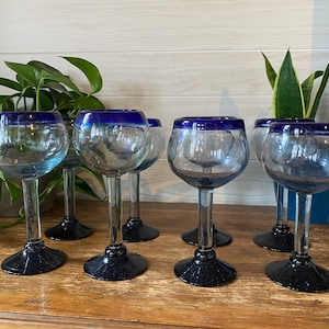 Dos Sueños Hand Blown Mexican Stemless Wine Glasses - Set of 6 Glasses with Cobalt Blue Rims (15 oz)